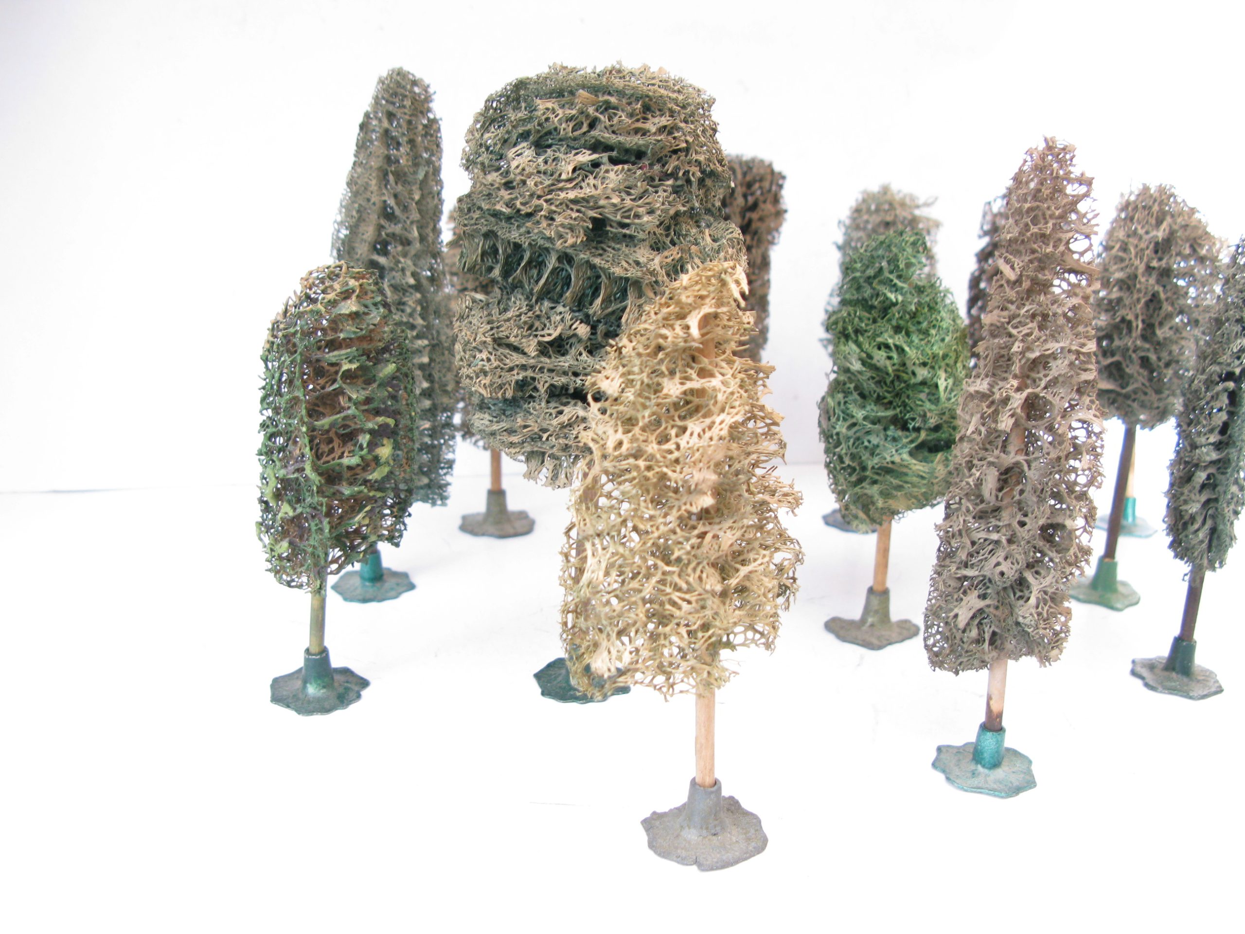 Hornby 0 Gauge Trees individual - unboxed - Priced each £10 - Vintage ...