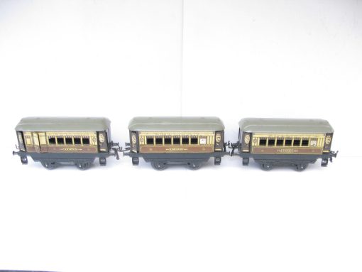 Hornby 0 Gauge No.1 Pullman Coach circa 1929/30 with opening doors and Drop link couplings - unboxed priced each at £18 - Image 8