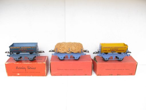 Hornby 0 Gauge side Tipping Wagons and a Fibre wagon - Boxed - Priced at £20 each