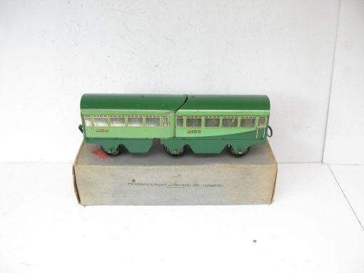 Hornby 0 Gauge Rare boxed Streamlined No.O 2-Tone Green articulated coaches - Boxed - Image 4