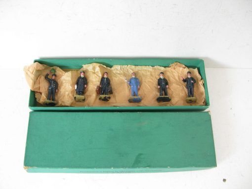 Hornby 0 Gauge Dinky Toys Railway Accessories No.1 Station Staff  Small figures - Boxed