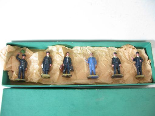 Hornby 0 Gauge Dinky Toys Railway Accessories No.1 Station Staff  Small figures - Boxed - Image 3