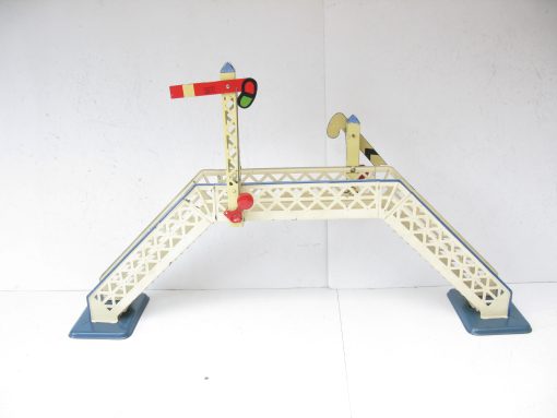 Hornby 0 Gauge No.1A Footbridge with Signals - Boxed - Image 4