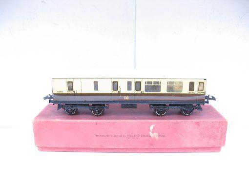 Hornby 0 Gauge No.2 GWR Brake 3rd Corridor Coach  - in reproduction style box
