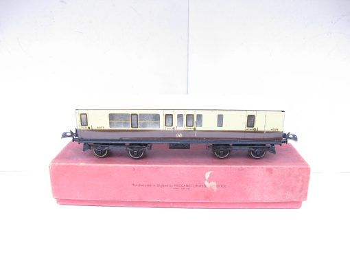Hornby 0 Gauge No.2 GWR Brake 3rd Corridor Coach  - in reproduction style box - Image 3