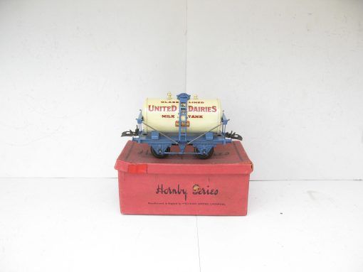 Hornby 0 Gauge 'UNITED DAIRIES' Milk Tank wagon circa 1934 - Boxed