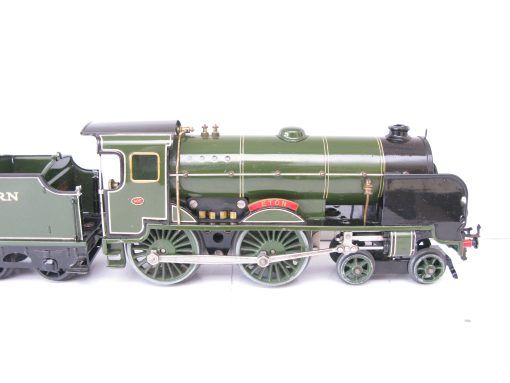 Hornby 0 Gauge E420 Special Loco & Tender SR 'ETON' No.900, 20 volt electric - Boxed - Image 7