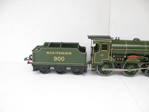 Hornby 0 Gauge E420 Special Loco & Tender SR 'ETON' No.900, 20 volt electric - Boxed - Image 8