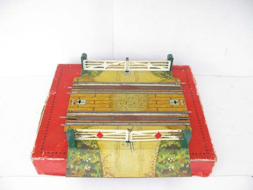 Hornby 0 Gauge No.2E 3-rail electric Level Crossing - Boxed - Image 7