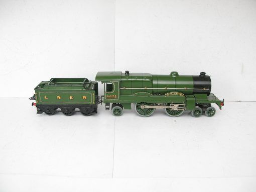 Hornby 0 Gauge No.3C Loco & Tender LNER Green 'FLYING SCOTSMAN' No.4472, Clockwork - unboxed - Image 6