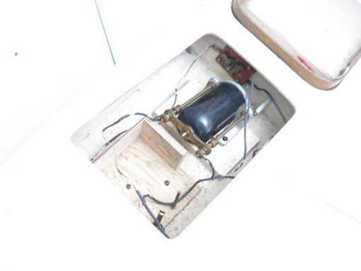 Tri-ang Electric Launch Speed boat named 'TRI-ANG V' - unboxed - Image 7