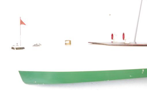 Tri-ang Electric Launch Speed boat named 'TRI-ANG V' - unboxed - Image 10
