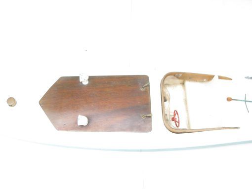 Tri-ang Electric Launch Speed boat named 'TRI-ANG V' - unboxed - Image 11