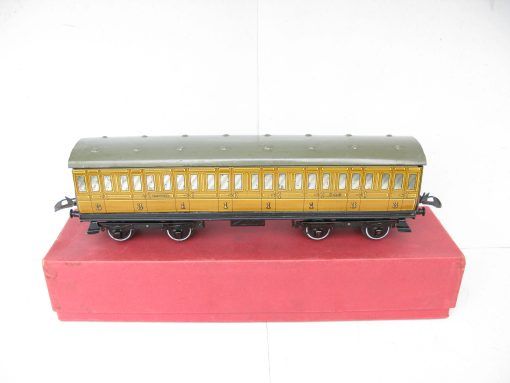 Hornby 0 Gauge No.2 1st/3rd LNER Passenger coach - Boxed - Image 4