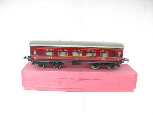 Hornby 0 Gauge No.2 LMS 1st/3rd Corridor Coach - Boxed - Image 3