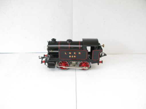 Hornby 0 Gauge E120 Tank Loco LNER black No.826, 3-rail 20 volt Electric  - Superb Professional repaint