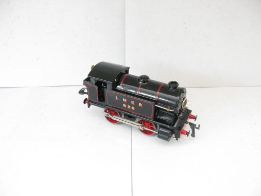 Hornby 0 Gauge E120 Tank Loco LNER black No.826, 3-rail 20 volt Electric  - Superb Professional repaint - Image 4