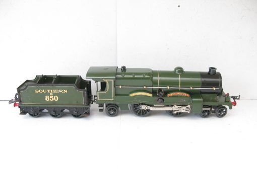Hornby 0 Gauge E3/6 Loco & Tender SR Green 'LORD NELSON' No.E850, 3-rail 6 volt electric - Boxed - Image 8