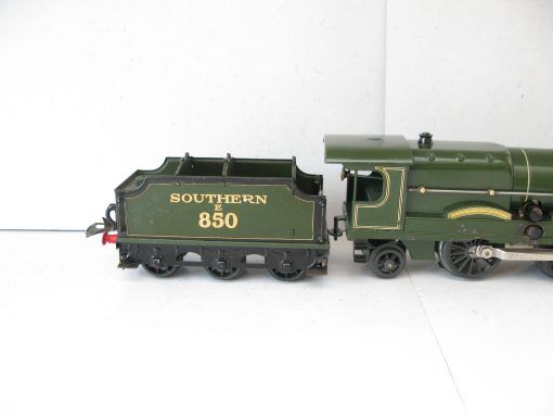 Hornby 0 Gauge E3/6 Loco & Tender SR Green 'LORD NELSON' No.E850, 3-rail 6 volt electric - Boxed - Image 10