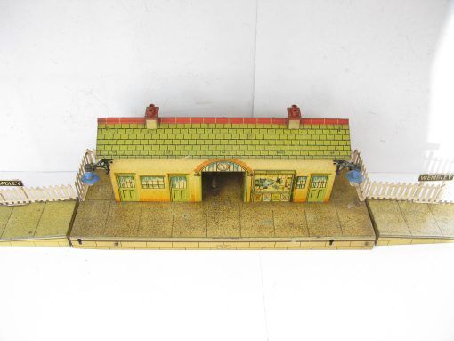 Hornby 0 Gauge No.4E 'Wembley' Station Speckled Finish base Circa 1937/38 - Boxed - Image 6