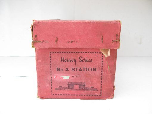 Hornby 0 Gauge No.4E 'Wembley' Station Speckled Finish base Circa 1937/38 - Boxed - Image 9