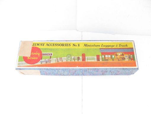 Hornby 0 Gauge Railway Accessories No.1 Station Furniture - Boxed