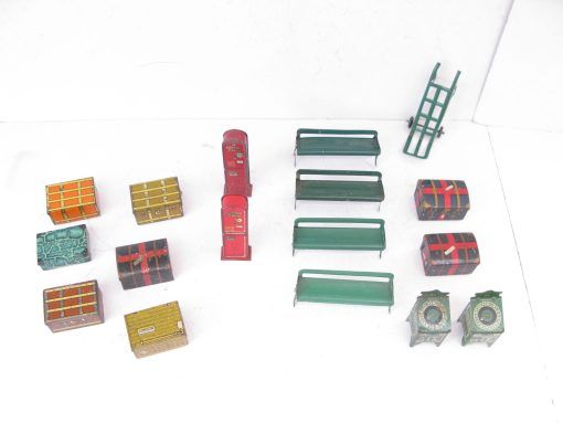 Hornby 0 Gauge Station Furniture, Ticket machine, Weight machines, Trunks, Seats, Trolley etc  - unboxed Prices each £10 - Image 4