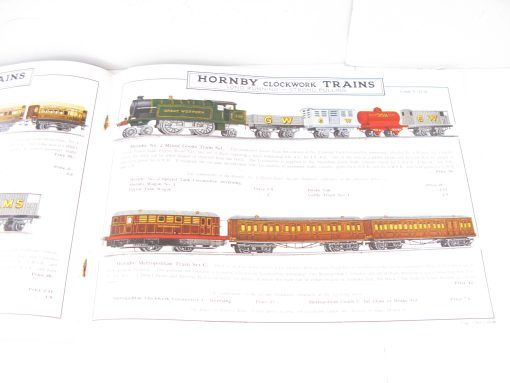 Hornby Book of Trains 1934/35 64 Page 10th Issue Product Catalogue with the new 20 volt electric Loco's and Sets - Image 3