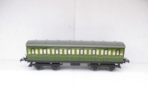 Hornby 0 Gauge No.2 1st/3rd SR Passenger coach - unboxed - 2 available Priced each £125 - Image 4