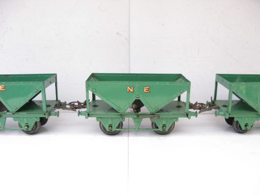Hornby 0 Gauge NE Hopper Wagon circa 1933/38 light green version - unboxed  - Priced each at £25 - Image 3