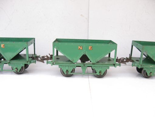 Hornby 0 Gauge NE Hopper Wagon circa 1933/38 light green version - unboxed  - Priced each at £25 - Image 6