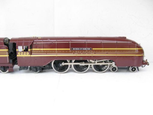 Ace 0 Gauge Modern issue E/12 LMS 4-6-2 Loco & Tender LMS Streamlined maroon Coronation class 'DUCHESS OF HAMILTON' No.6229,  2/3-rail electric - Boxed - Image 12