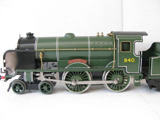 Directory Series  - Hornby 0 Gauge Style Loco & Tender SR Schools class 'Berkhamsted' No.930, 12 volt DC electric - - Image 3