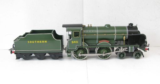 Directory Series  - Hornby 0 Gauge Style Loco & Tender SR Schools class 'Berkhamsted' No.930, 12 volt DC electric - - Image 5