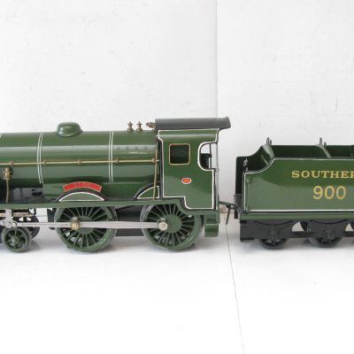 Directory series Hornby 0 Gauge Style E420 Special Loco & Tender SR 'ETON' No.900, 20 volt electric - unboxed