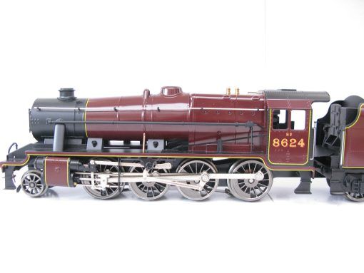 Ace 0 Gauge Modern issue E/38 LMS Lined maroon 2-8-0 Loco & Tender class 8F No.8624, 2/3-rail electric - Boxed with outer mailer - Image 4