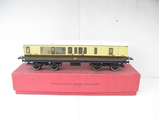 Hornby 0 Gauge No.2 GWR Corridor Brake end Coach Circa 1939 - Boxed - Image 8