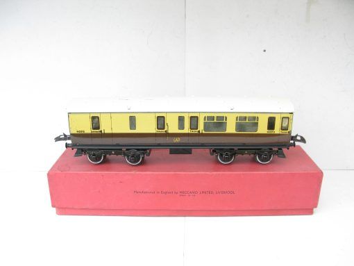 Hornby 0 Gauge No.2 GWR Corridor Brake end Coach Circa 1939 - Boxed - Image 12
