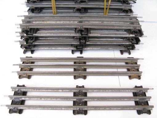 Hornby 0 Gauge Tinplate 3-rail Single Straights - unboxed - Priced (each £1.25) Sold in bundles of 10 for £12.50 - Image 4