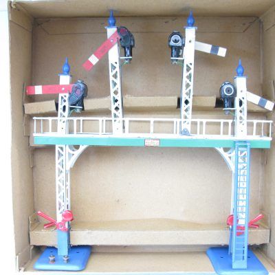 Hornby 0 Gauge E2E Signal Gantry Home version Circa 1935/37 - Boxed