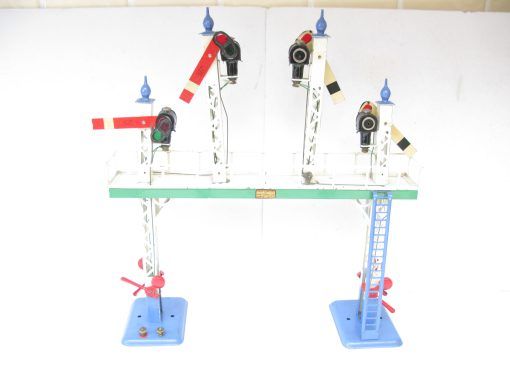 Hornby 0 Gauge E2E Signal Gantry Home version Circa 1935/37 - Boxed - Image 9