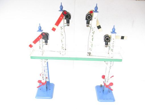 Hornby 0 Gauge E2E Signal Gantry Home version Circa 1935/37 - Boxed - Image 12
