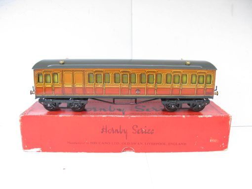 Hornby 0 Gauge Metropolitan All 3rd Brake end coach - Boxed - Image 3