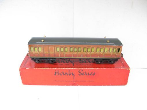 Hornby 0 Gauge Metropolitan All 3rd Brake end coach - Boxed - Image 4