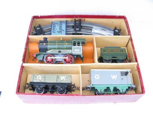 Hornby 0 Gauge Clockwork No.0 GWR Loco & Tender No.2251 Goods Set - Boxed - Image 4