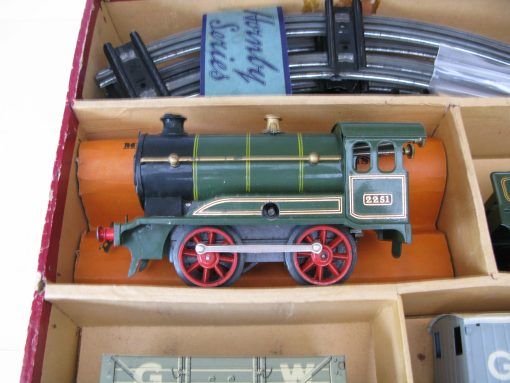 Hornby 0 Gauge Clockwork No.0 GWR Loco & Tender No.2251 Goods Set - Boxed - Image 5