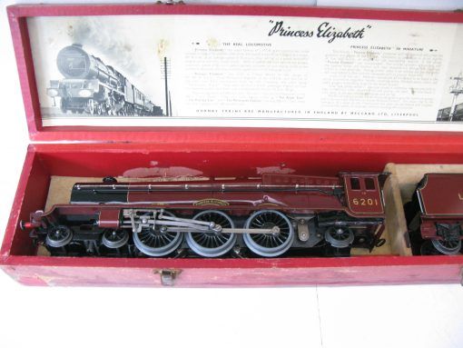 Hornby 0 Gauge 4-6-2 Loco & Tender LMS Lined Maroon 'Princess Elizabeth' No.6201, 3-rail 20 volt Electric - Boxed - Image 15
