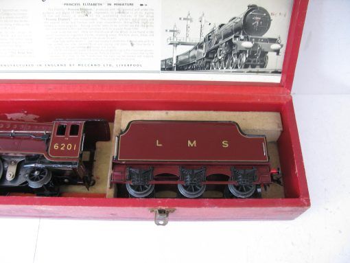 Hornby 0 Gauge 4-6-2 Loco & Tender LMS Lined Maroon 'Princess Elizabeth' No.6201, 3-rail 20 volt Electric - Boxed - Image 16