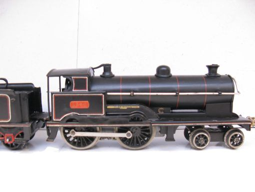 Bing for Bassett Lowke 0 Gauge 4-4-0 Locomotive & Tender LNWR Lined black 'FIRE QUEEN' No.1360, 3-rail electric - Image 6