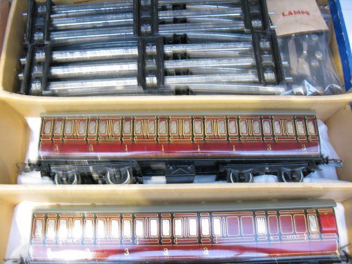Hornby 0 Gauge E220 Special LMS Tank Passenger Set Circa 1937/38 - Boxed - Image 7